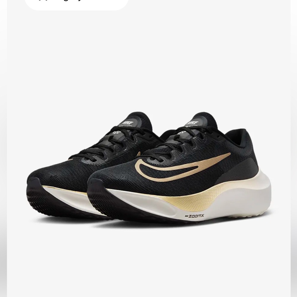 NEW Nike Zoom Fly 5 'Black Metallic Gold Grain Men's 6 /Women's 7.5